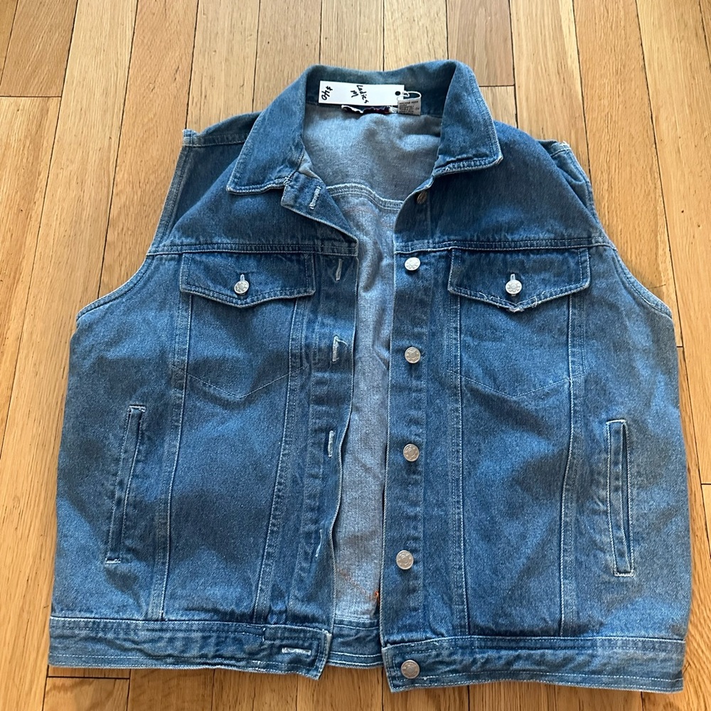 Nashville - Johnny Cash Sleeveless Jean Vest - Picture 4 of 4